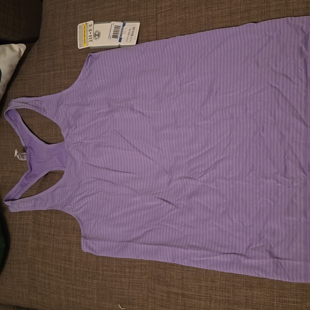 Women's Under Armour tank
